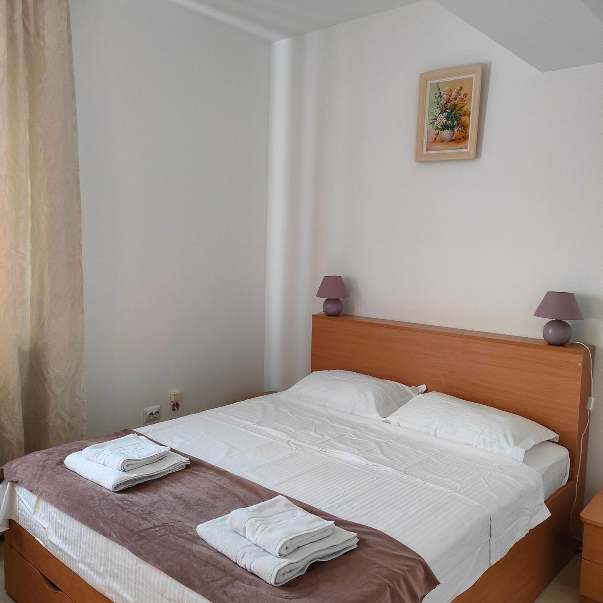 Central Apartament Яссы Экстерьер фото